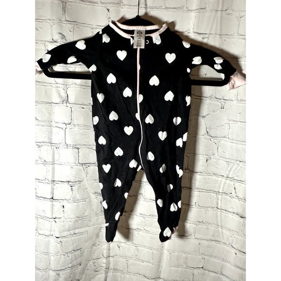 2 GERBER INFANT GIRLS ONE PIECE FOOTED SETS (3-6 MO) PRICE IS FOR BOTH G-152 - Picture 3 of 4